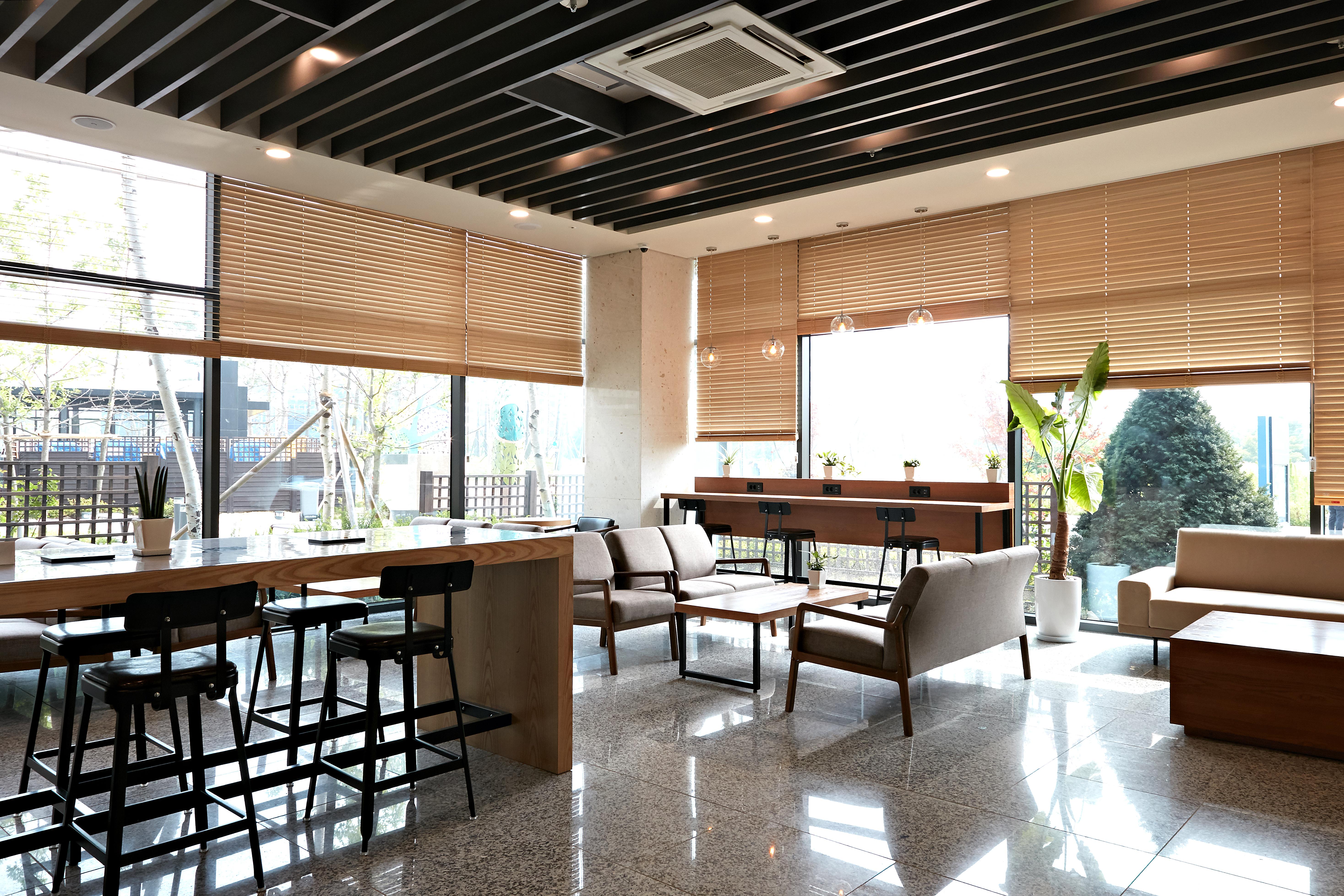 Ocean Soleview Hotel Ίντσεον Εξωτερικό φωτογραφία