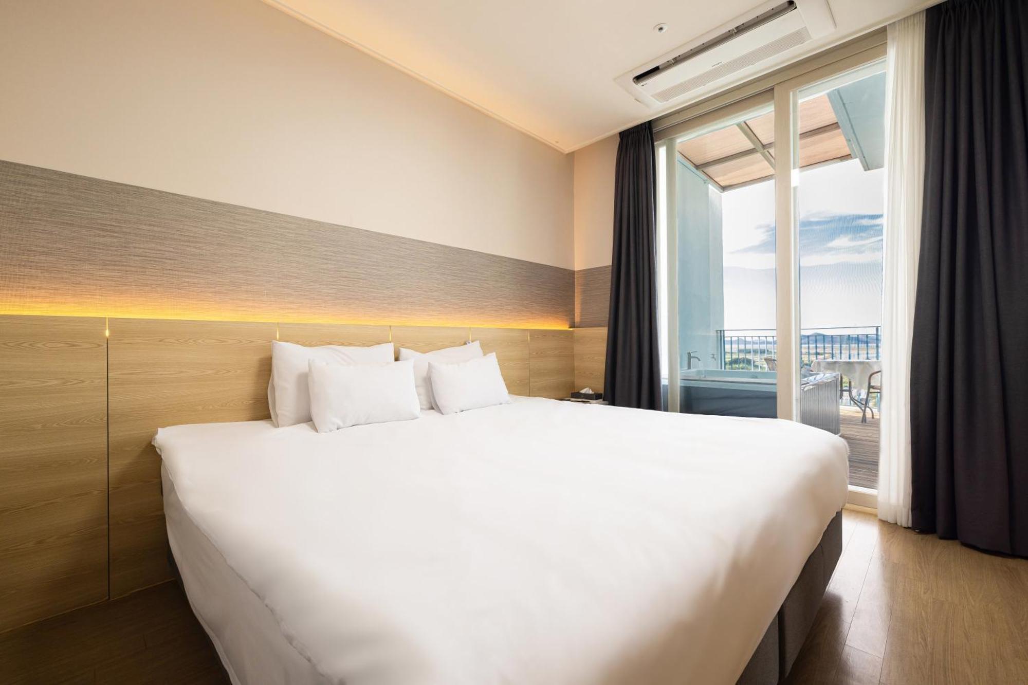 Ocean Soleview Hotel Ίντσεον Εξωτερικό φωτογραφία