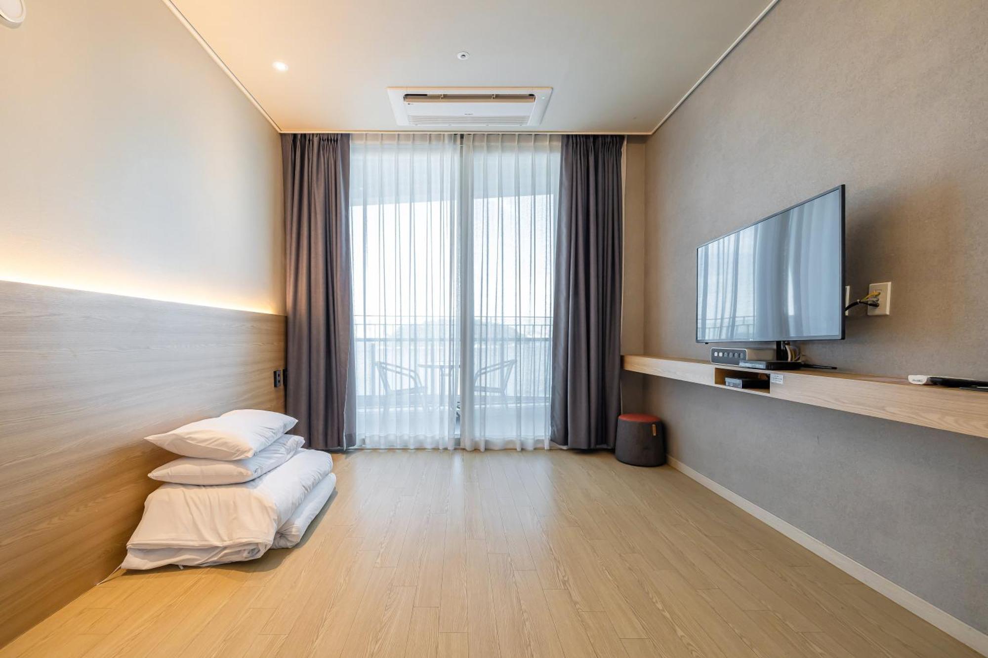 Ocean Soleview Hotel Ίντσεον Εξωτερικό φωτογραφία